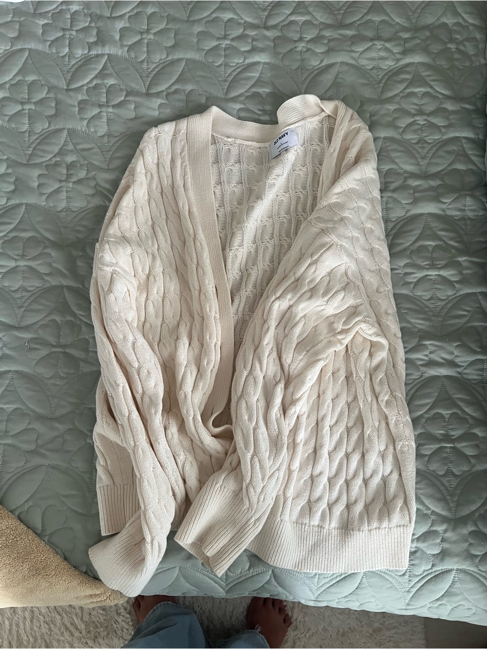 Old Navy Cream Cable-Knit Women's Cardigan